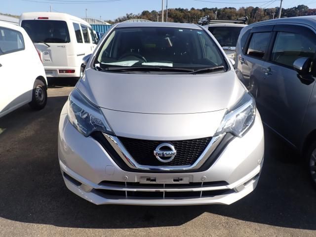 Nissan NOTE 2018-11 21893-4