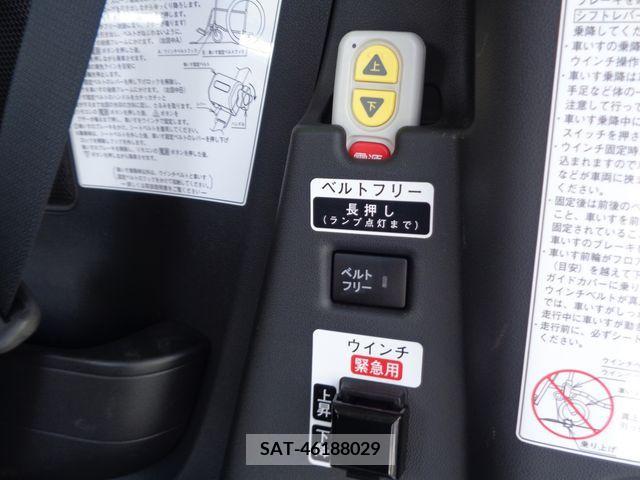 Daihatsu TANTO 2019-10 310383-11