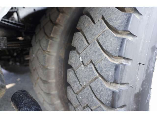 Isuzu FORWARD 2011-07 193493-8