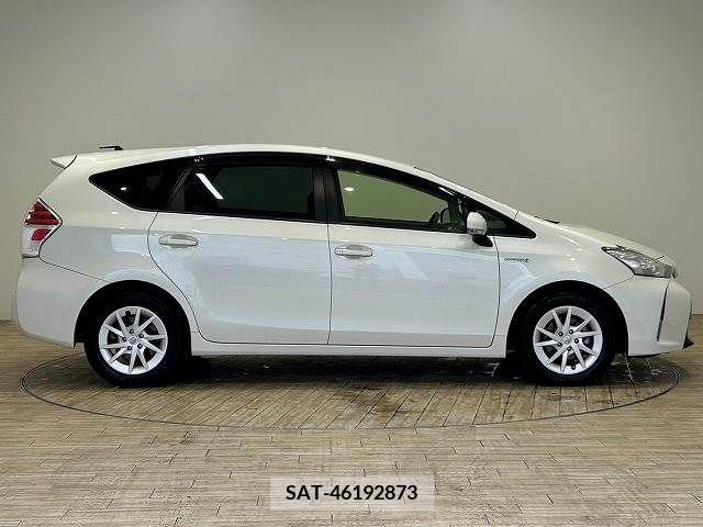 Toyota PRIUS ALPHA 2015-12 322245-13