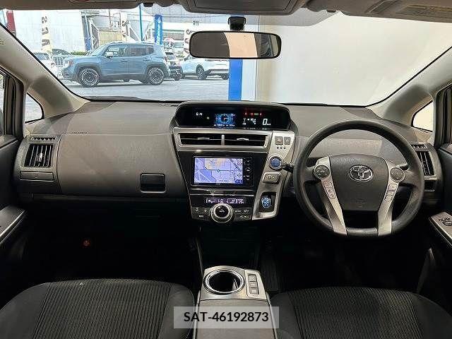 Toyota PRIUS ALPHA 2015-12 322245-1