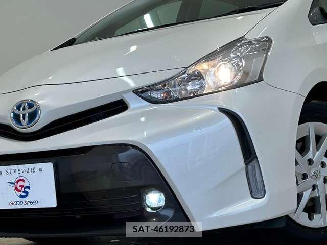 Toyota PRIUS ALPHA 2015-12 322245-12