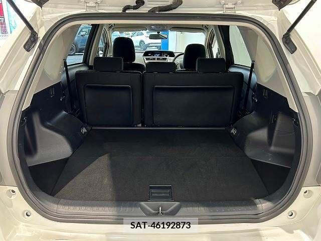Toyota PRIUS ALPHA 2015-12 322245-10