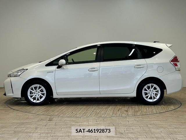 Toyota PRIUS ALPHA 2015-12 322245-14