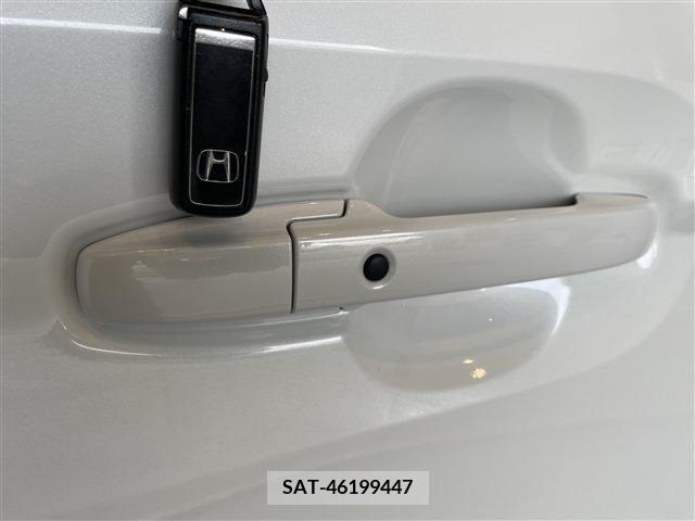 Honda N BOX 2022-06 307416-11