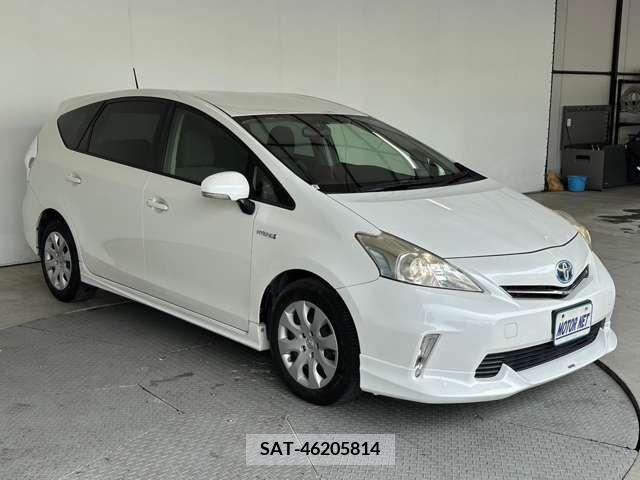 Toyota PRIUS ALPHA 2013-03 230505-7