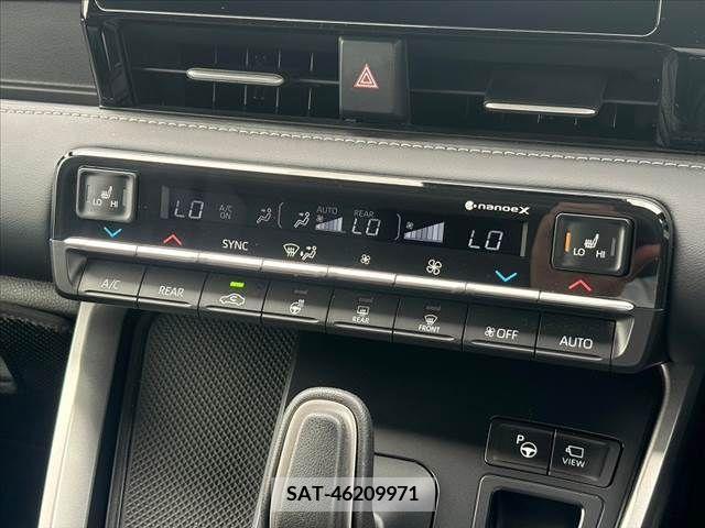 Toyota NOAH HYBRID 2022-08 333190-27