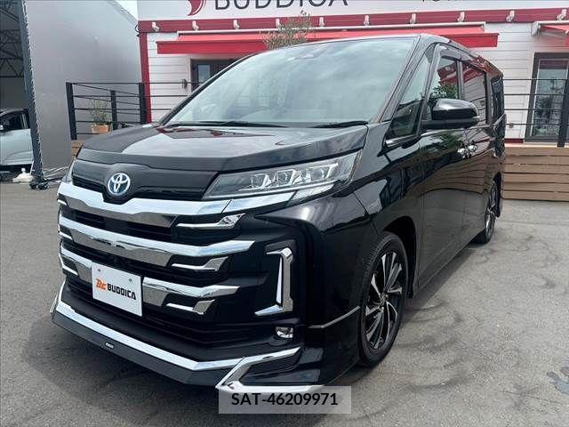 Toyota NOAH HYBRID 2022-08 333190-9