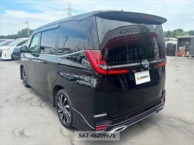 Toyota NOAH HYBRID 2022-08 333190-14