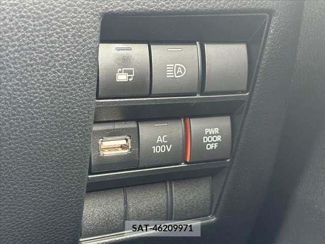 Toyota NOAH HYBRID 2022-08 333190-6