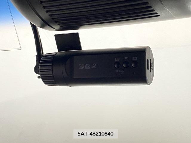 Honda N BOX CUSTOM 2018-08 329918-14