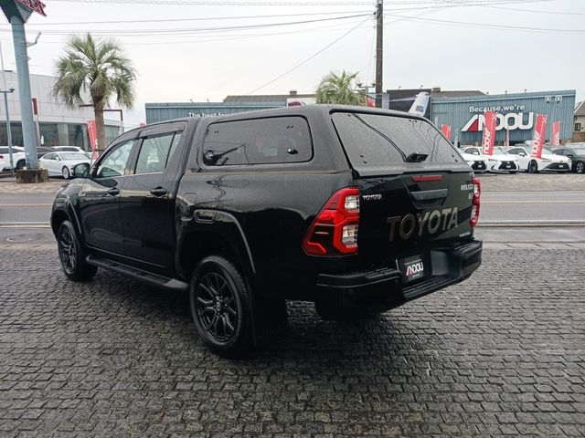 Toyota HILUX 2022-11 196446-2