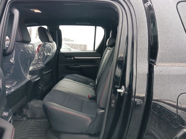 Toyota HILUX 2022-11 196446-25