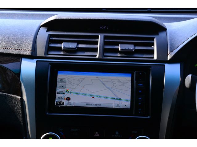 Toyota CAMRY HYBRID 2012-01 195986-8