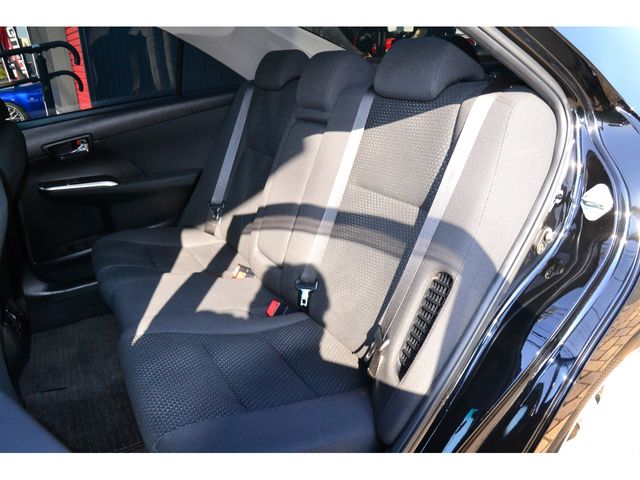 Toyota CAMRY HYBRID 2012-01 195986-18