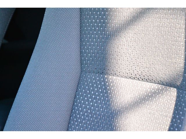 Toyota CAMRY HYBRID 2012-01 195986-17