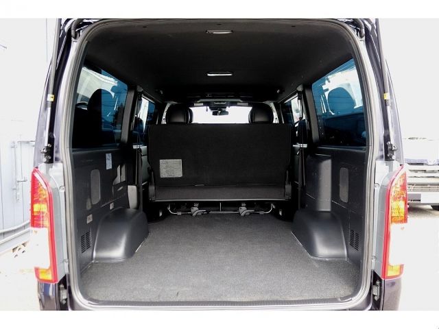 Toyota HIACE VAN 2019-01 8970-3