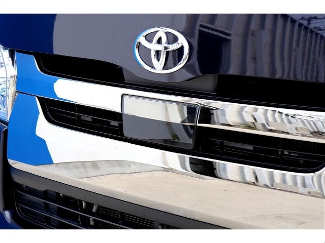Toyota HIACE VAN 2019-01 8970-9