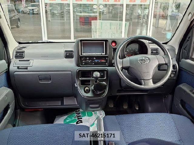 Toyota PIXIS VAN 2014-03 227537-1