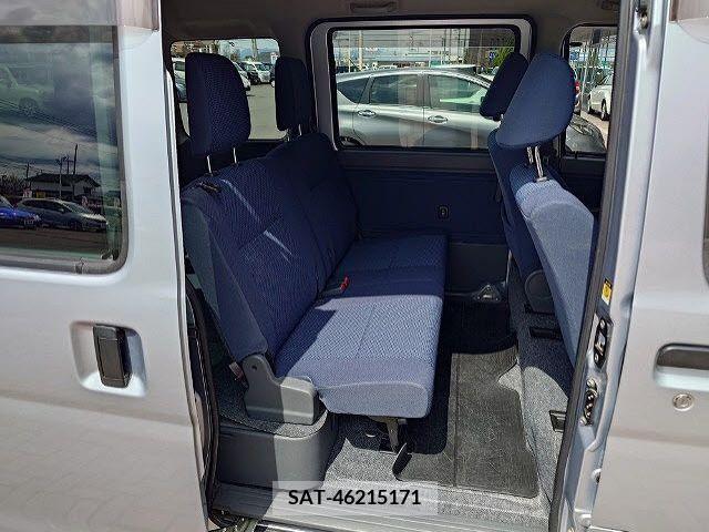 Toyota PIXIS VAN 2014-03 227537-9