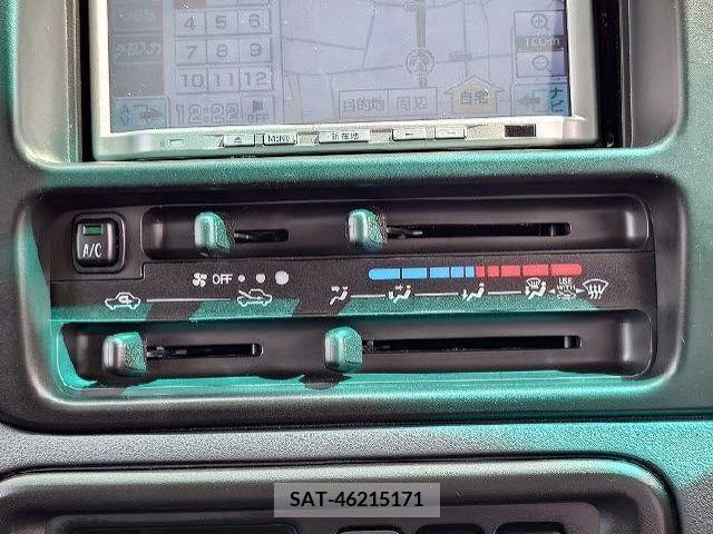 Toyota PIXIS VAN 2014-03 227537-17