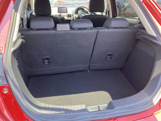 Mazda DEMIO 2017-12 4800-8