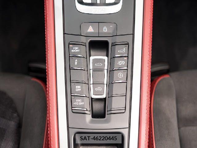 Porsche 718 Spyder 2021-06 320014-11