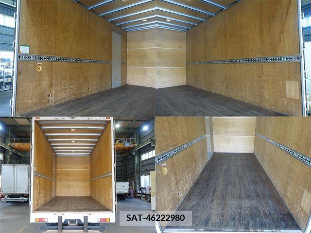 Mitsubishi CANTER 2016-03 357533-10