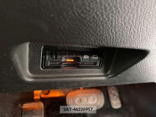 Nissan CUBE 2015-08 320722-13