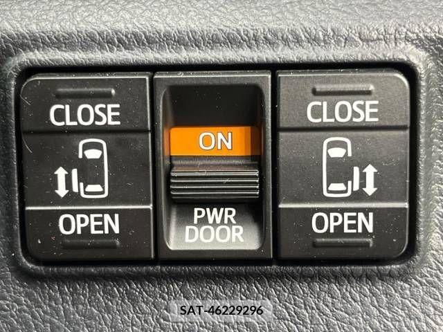 Toyota SIENTA 2018-12 331249-9