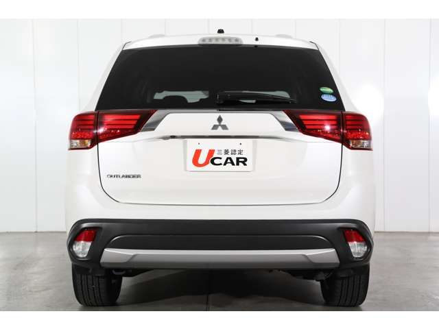 Mitsubishi OUTLANDER 2015-09 180629-18