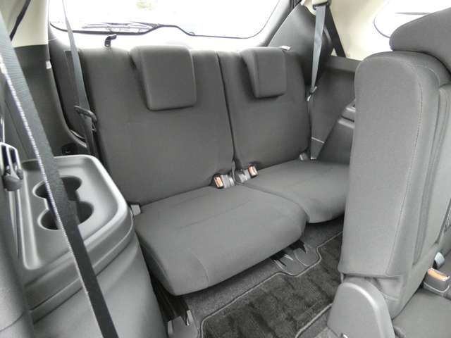 Mitsubishi OUTLANDER 2015-09 180629-7