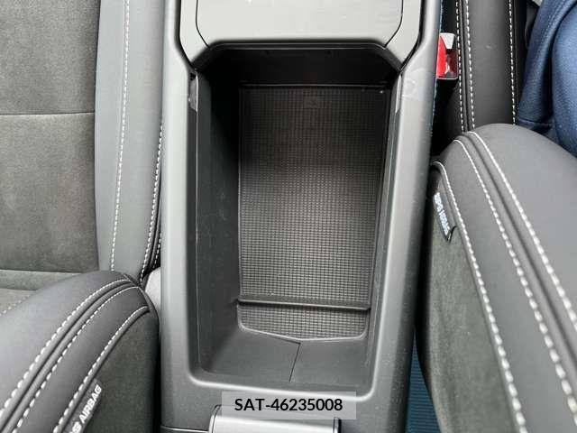 Volvo C40 2022-12 324819-17