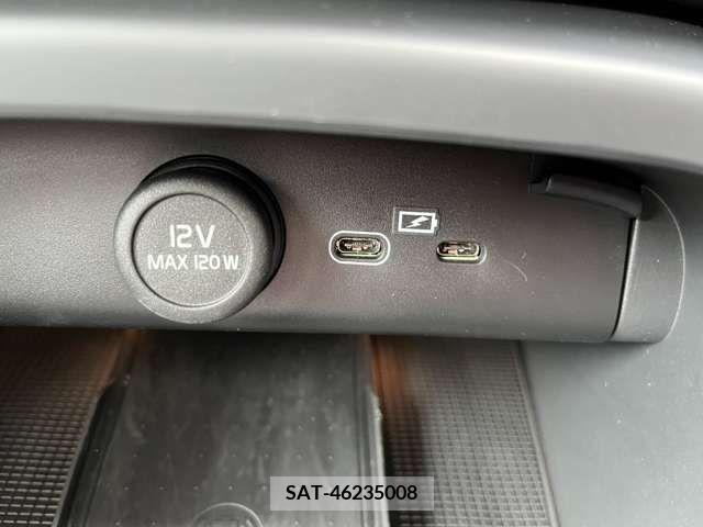 Volvo C40 2022-12 324819-15