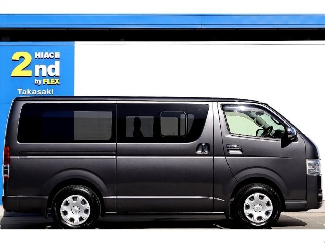 Toyota HIACE VAN 2017-01 182460-4