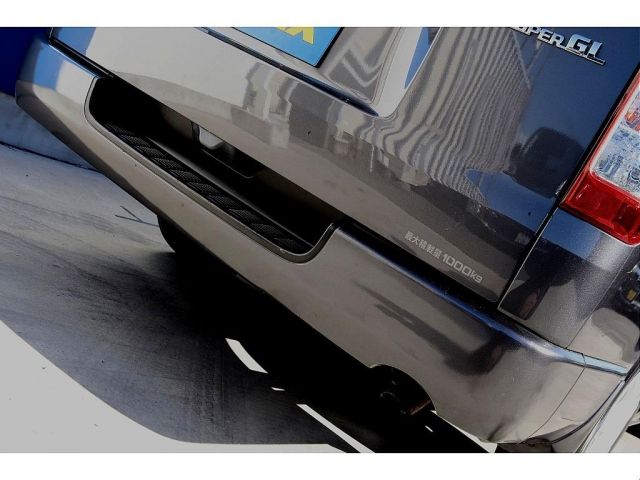 Toyota HIACE VAN 2017-01 182460-11
