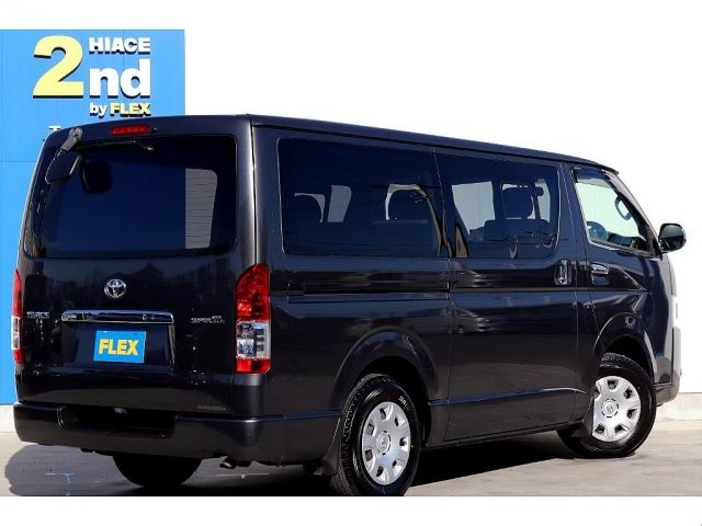 Toyota HIACE VAN 2017-01 182460-2
