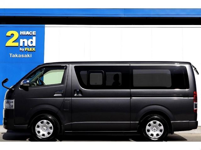 Toyota HIACE VAN 2017-01 182460-5