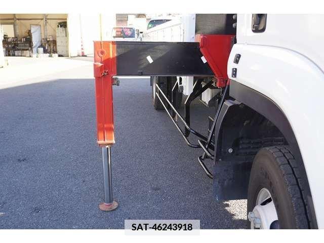 Isuzu FORWARD 2017-08 372100-19