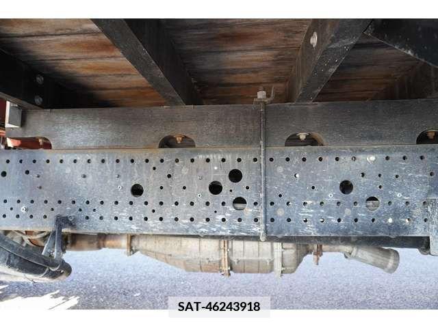 Isuzu FORWARD 2017-08 372100-10