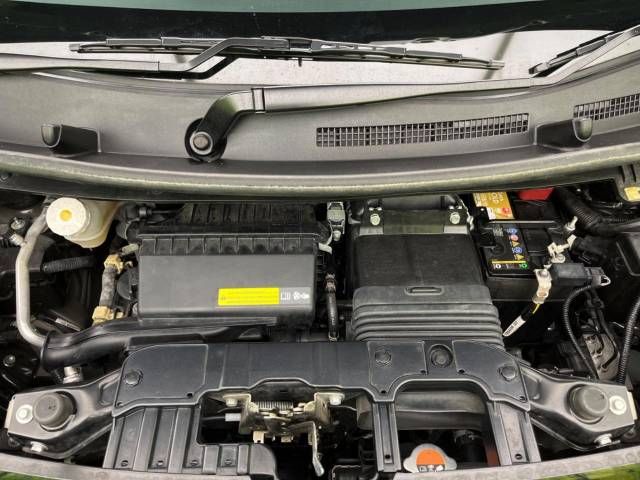 Nissan ROOX 2020-10 191615-17