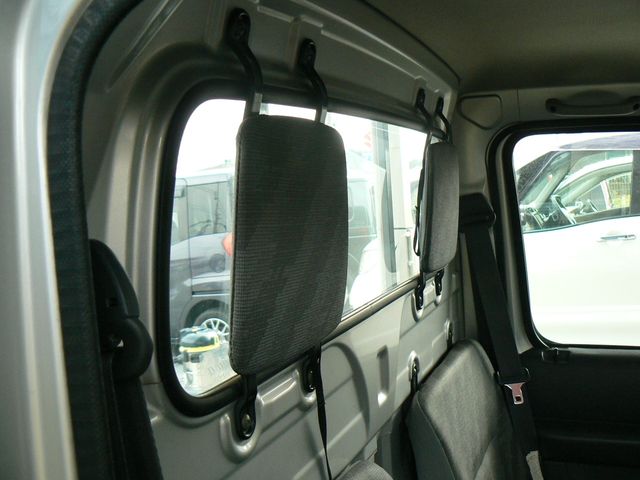 Suzuki CARRY TRUCK 2005-01 189548-12