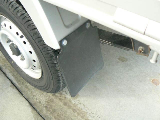 Suzuki CARRY TRUCK 2005-01 189548-18