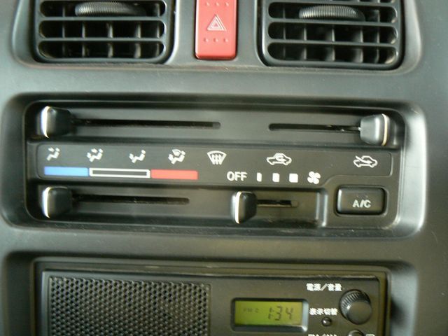 Suzuki CARRY TRUCK 2005-01 189548-6