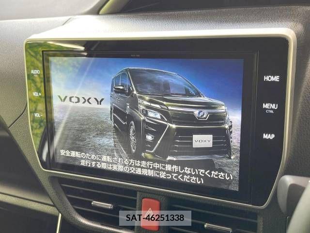 Toyota VOXY 2018-12 211816-2
