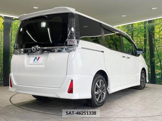 Toyota VOXY 2018-12 211816-18