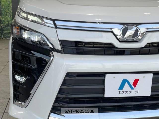 Toyota VOXY 2018-12 211816-13