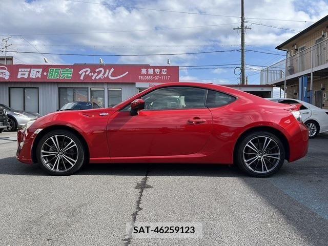 Toyota 86 2012-10 214008-7