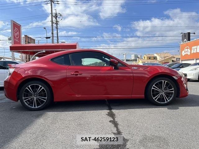 Toyota 86 2012-10 214008-3