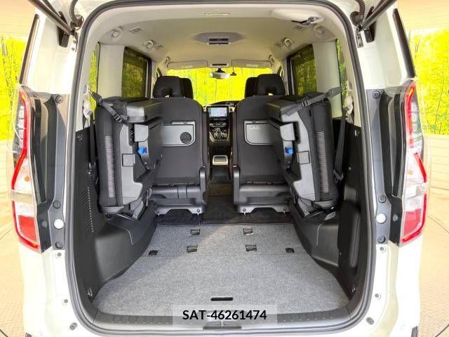 Nissan SERENA 2019-09 284214-10